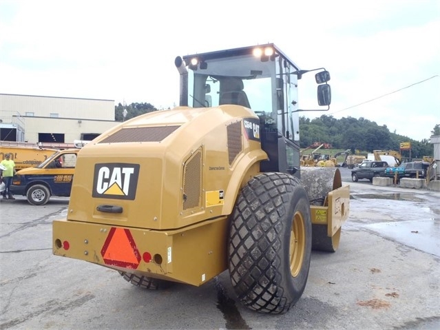 Compactadora Vibratoria Caterpillar CS64 importada Ref.: 1536636481581617 No. 3