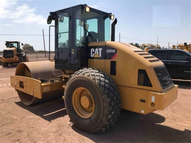 Compactadora Vibratoria Caterpillar CS-533E en buenas condiciones Ref.: 1536764830460564 No. 3