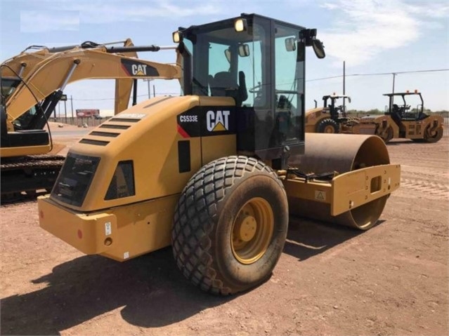 Compactadora Vibratoria Caterpillar CS-533E en buenas condiciones Ref.: 1536764830460564 No. 4