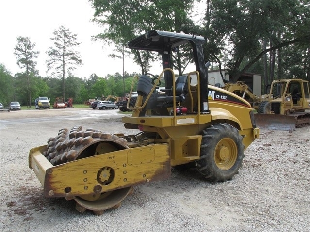 Vibratory Compactors Caterpillar CP-433C