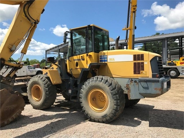 Wheel Loaders Komatsu WA250