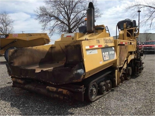 Pavimentadoras Caterpillar AP-1055D