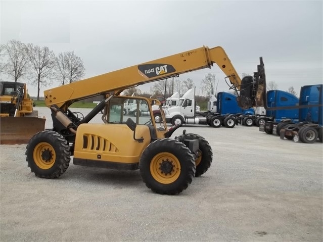 Telehandler Caterpillar TL642