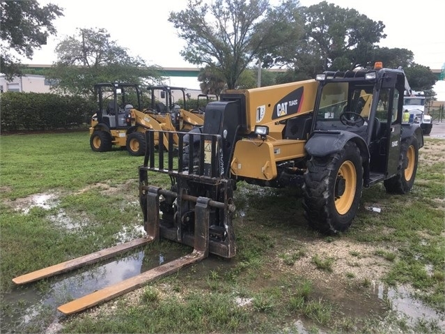 Manipulador Telescopico Caterpillar TL642