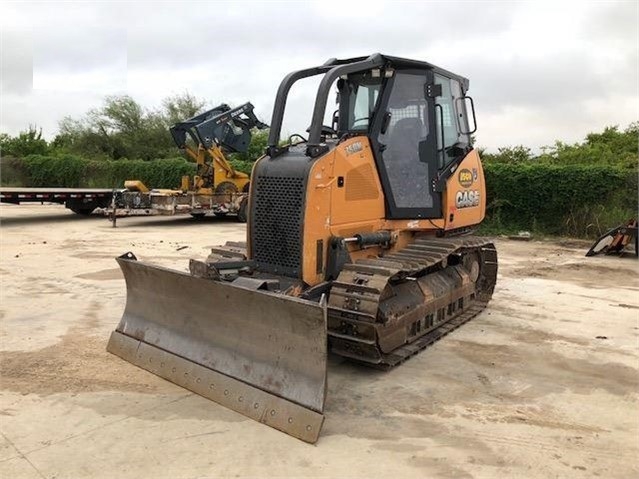 Dozers/tracks Case 750M