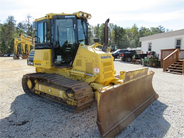 Tractores Sobre Orugas Komatsu D37P de segunda mano a la venta Ref.: 1540508532005417 No. 4