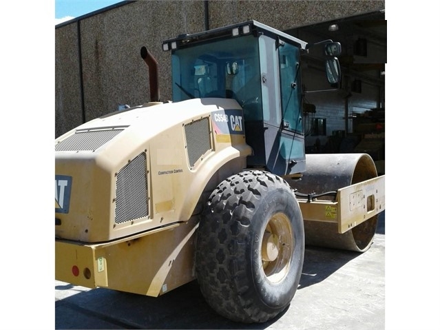 Compactadora Vibratoria Caterpillar CS54 de segunda mano Ref.: 1540850274011985 No. 3