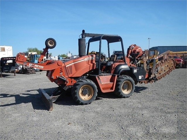 Trencher Ditch Witch RT115