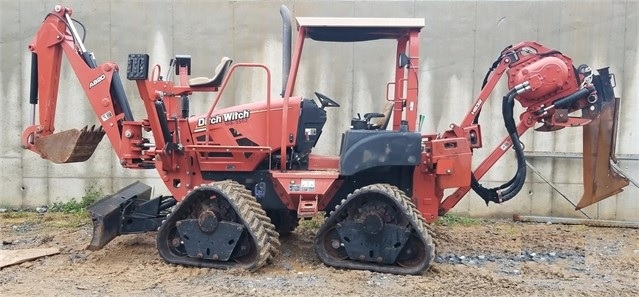 Zanjadora Ditch Witch RT80