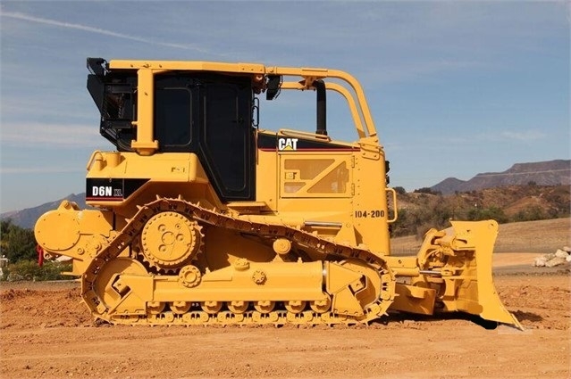 Tractores Sobre Orugas Caterpillar D6N de medio uso en venta Ref.: 1542040033593623 No. 3