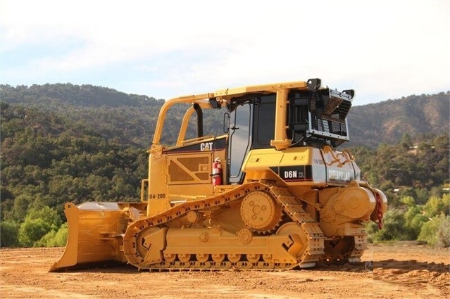 Tractores Sobre Orugas Caterpillar D6N de medio uso en venta Ref.: 1542040033593623 No. 4