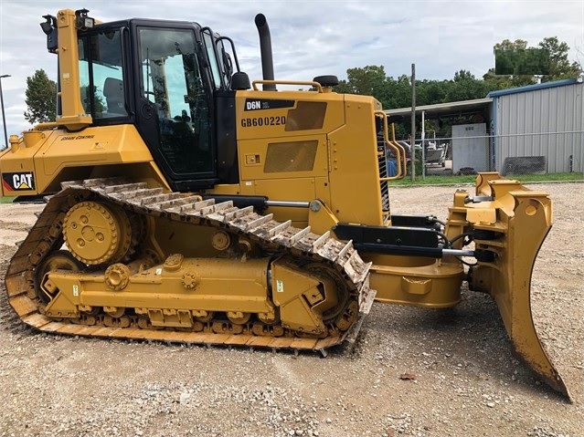 Dozers/tracks Caterpillar D6N