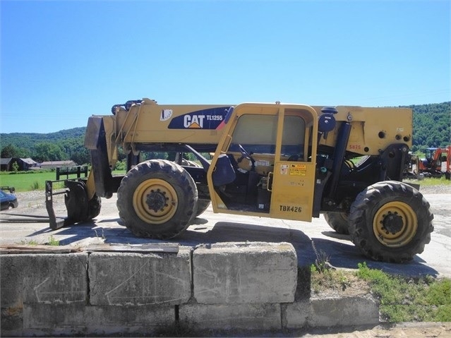 Telehandler Caterpillar TL1255