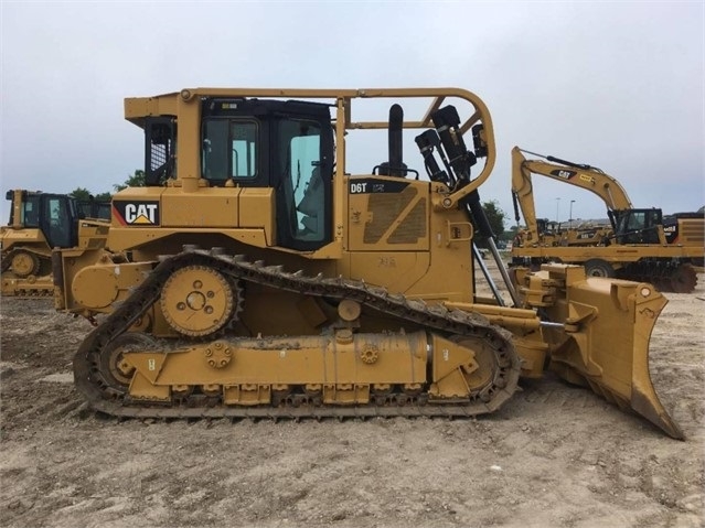 Dozers/tracks Caterpillar D6K