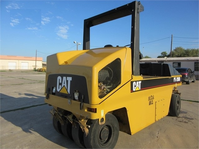 Compactadora Con Llantas Caterpillar PS-200B seminueva en venta Ref.: 1543516101759084 No. 2