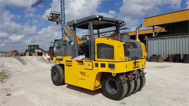 Compactadora Con Llantas Dynapac CP1200 seminueva en venta Ref.: 1543525298573705 No. 3