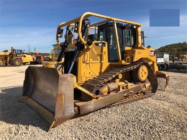 Dozers/tracks Caterpillar D6T