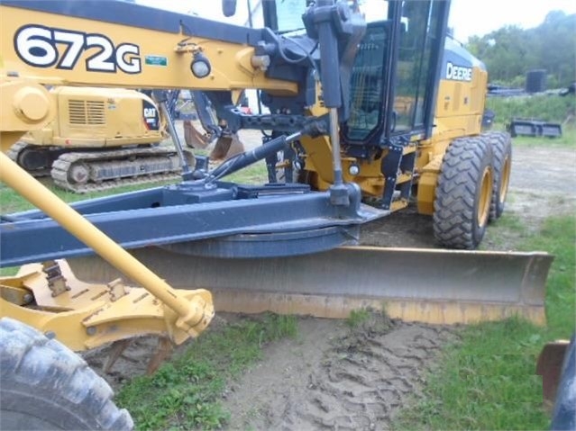 Motoconformadoras Deere 672G de segunda mano a la venta Ref.: 1544123090184052 No. 4