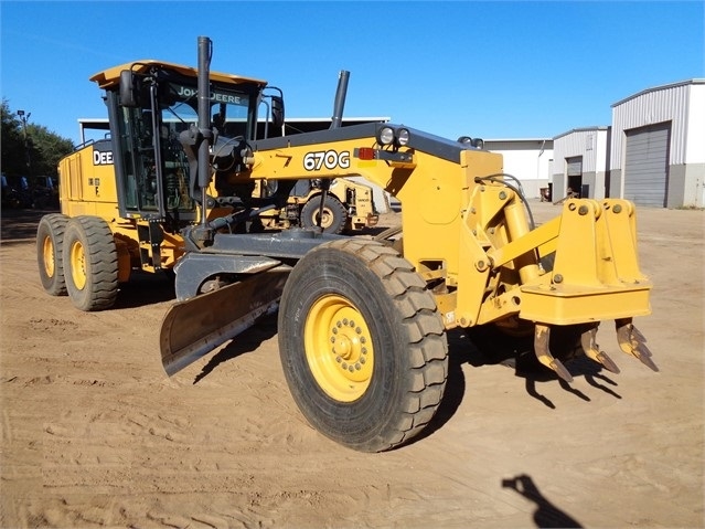 Motoconformadoras Deere 670G usada a buen precio Ref.: 1544462732661826 No. 3