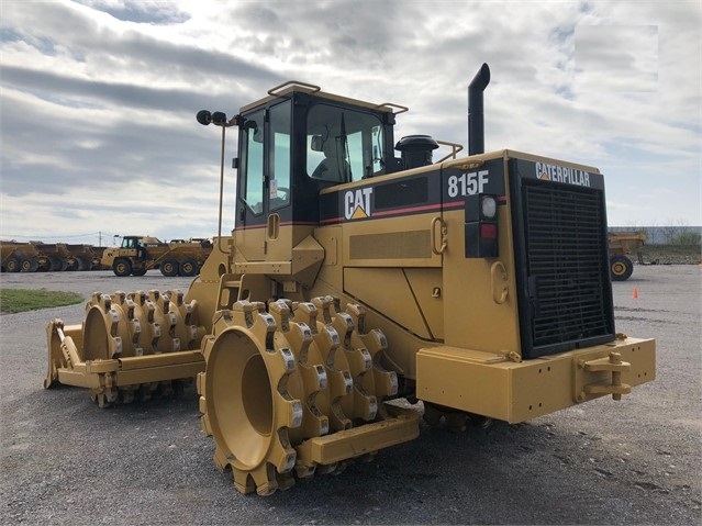 Compactadoras Suelos Y Rellenos Caterpillar 815F en venta Ref.: 1545079082576276 No. 3