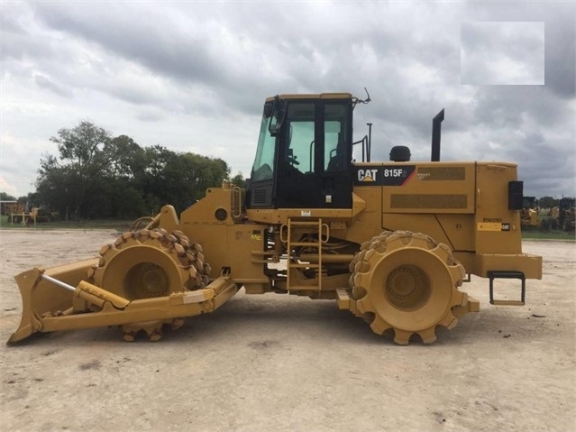 Compactadoras Suelos Y Rellenos Caterpillar 815F en buenas condic Ref.: 1545158382013341 No. 2