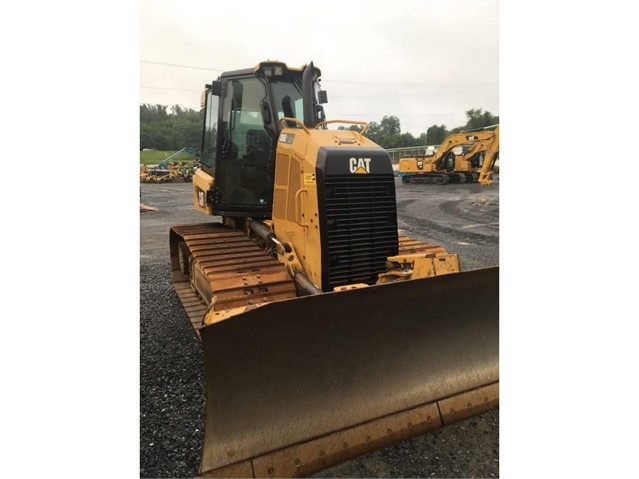 Dozers/tracks Caterpillar D5K