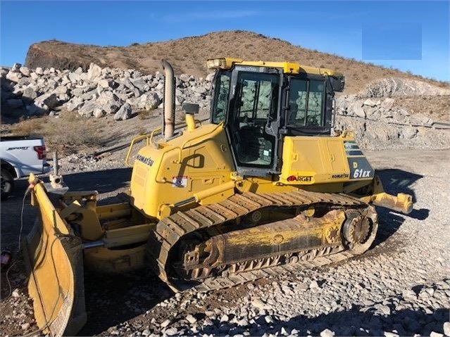 Tractores Sobre Orugas Komatsu D61EX de medio uso en venta Ref.: 1545690624807203 No. 2