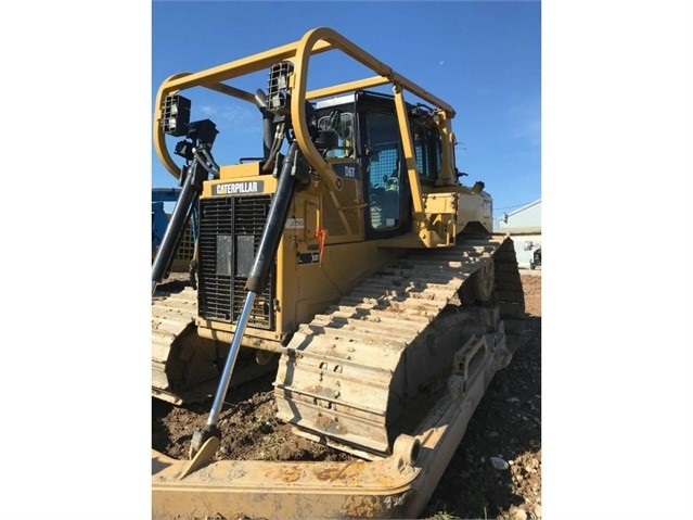 Dozers/tracks Caterpillar D6T