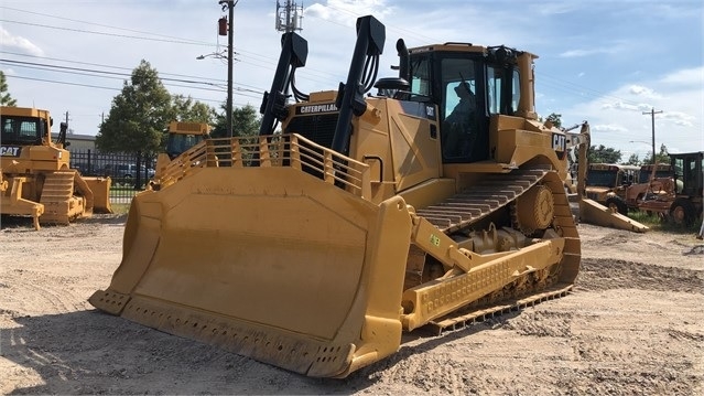 Dozers/tracks Caterpillar D8T