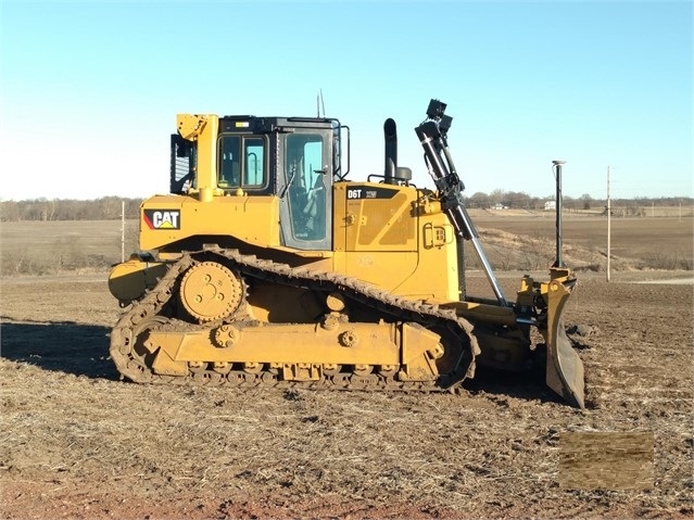 Tractores Sobre Orugas Caterpillar D6T importada de segunda mano Ref.: 1549918483253378 No. 2