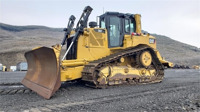 Dozers/tracks Caterpillar D6T