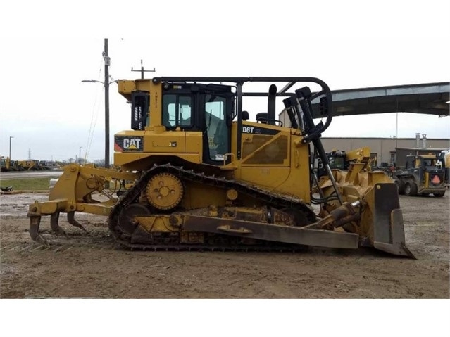 Tractores Sobre Orugas Caterpillar D6T importada a bajo costo Ref.: 1550616906076112 No. 2