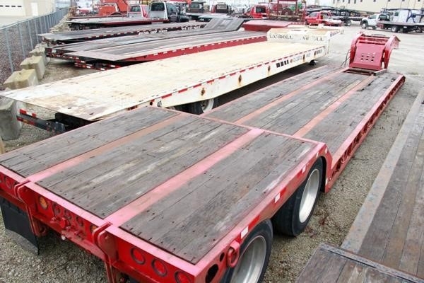 Cama Baja O Lowboys Fontaine 40 TON usada Ref.: 1551466208083615 No. 2