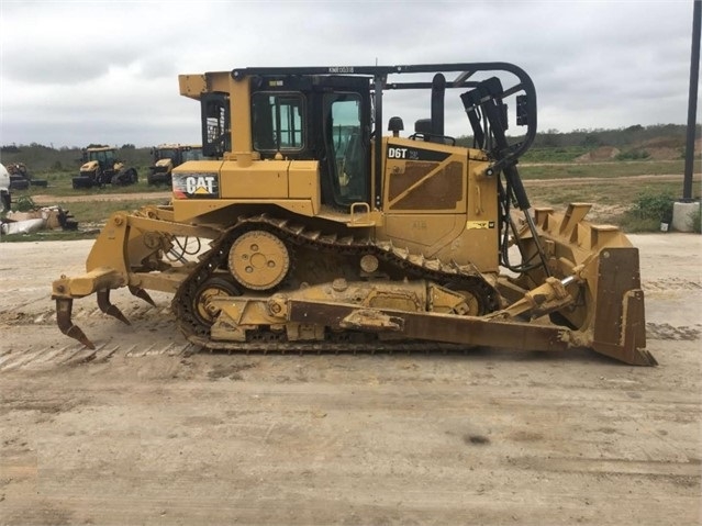 Tractores Sobre Orugas Caterpillar D6T