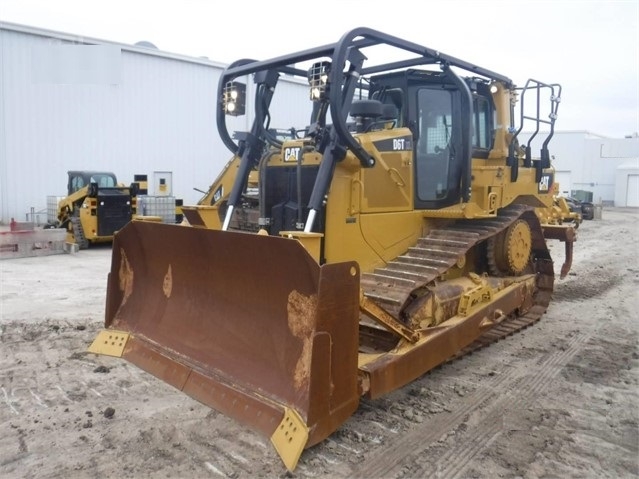 Dozers/tracks Caterpillar D6T