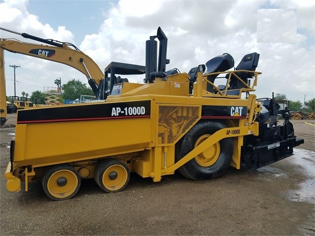 Pavers Caterpillar AP-1000D