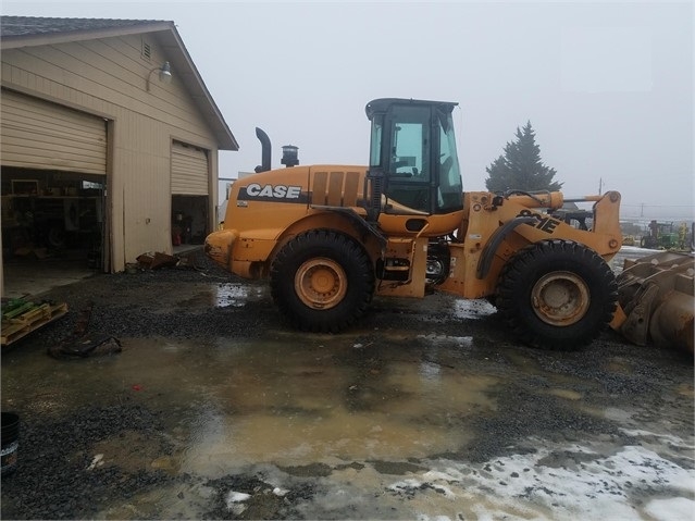 Wheel Loaders Case 821E