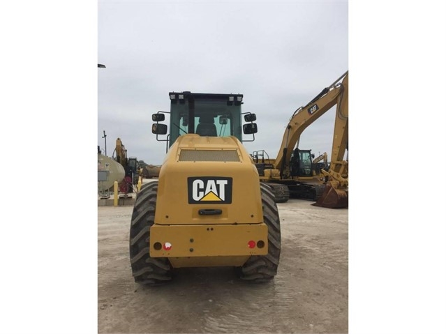 Compactadora Vibratoria Caterpillar CP56 en optimas condiciones Ref.: 1553030689725497 No. 4