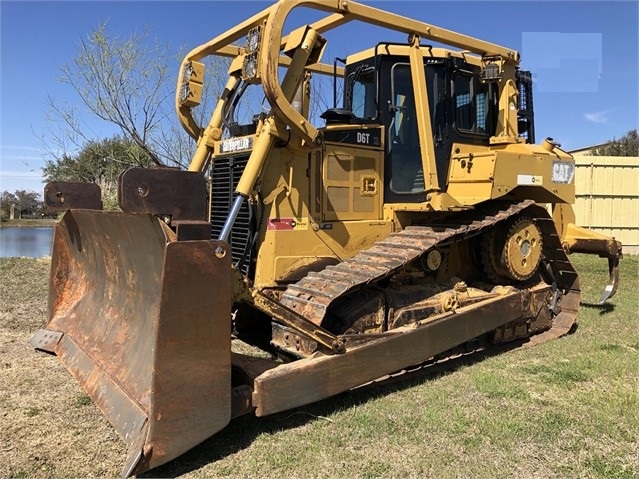 Dozers/tracks Caterpillar D6T