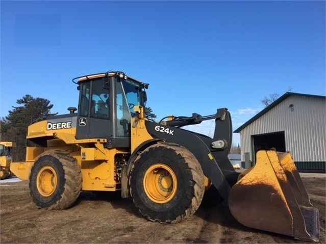 Cargadoras Sobre Ruedas Deere 624K de medio uso en venta Ref.: 1553637326261596 No. 2