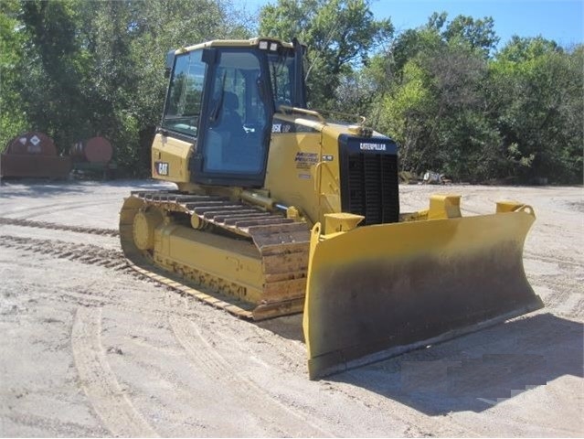 Dozers/tracks Caterpillar D5K