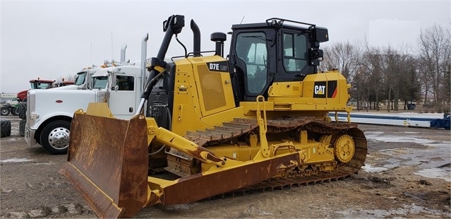 Dozers/tracks Caterpillar D7E