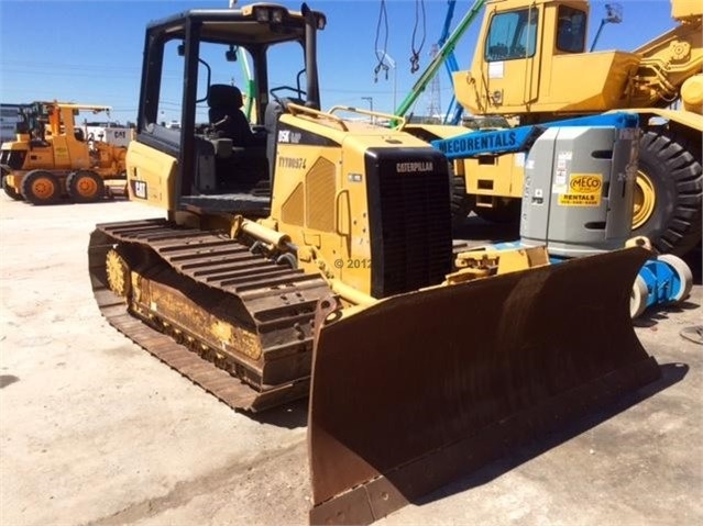 Dozers/tracks Caterpillar D5K