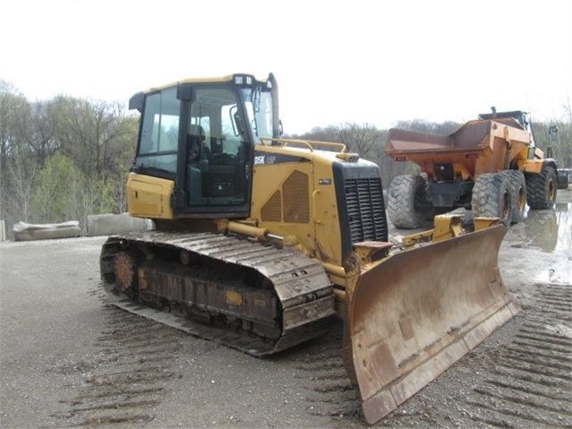 Dozers/tracks Caterpillar D5K