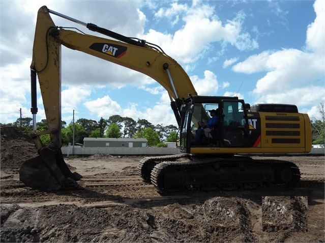 Excavadoras Hidraulicas Caterpillar 336FL de medio uso en venta Ref.: 1554772089425865 No. 3