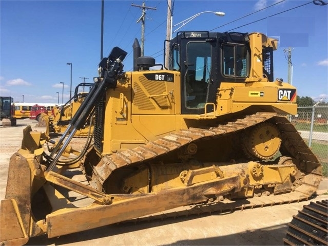 Tractores Sobre Orugas Caterpillar D6T