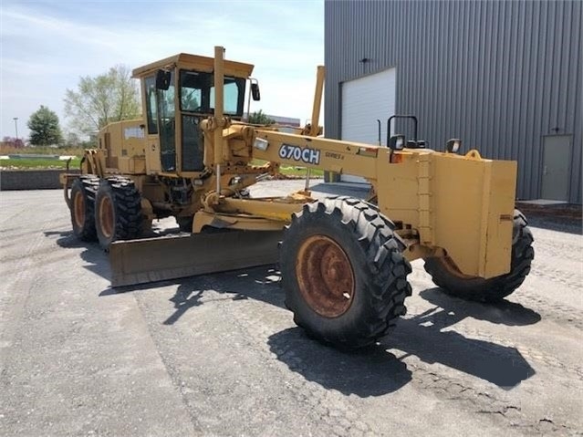 Motoconformadoras Deere 670CH