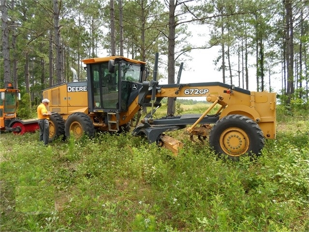 Motoconformadoras Deere 672G seminueva Ref.: 1556579197597052 No. 3