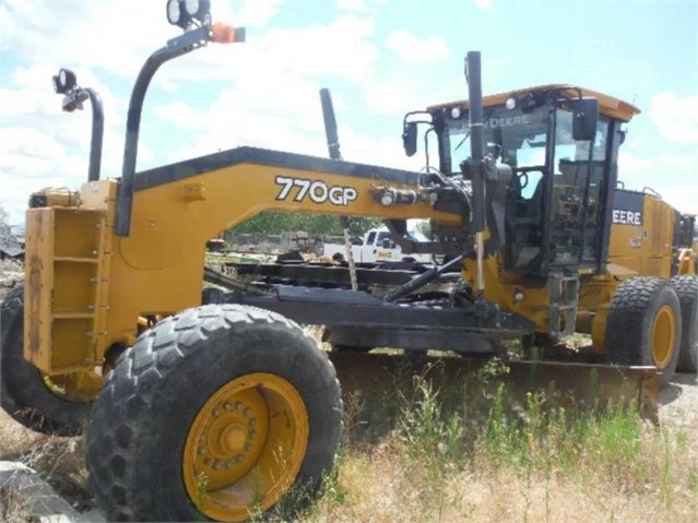 Motoconformadoras Deere 770GP