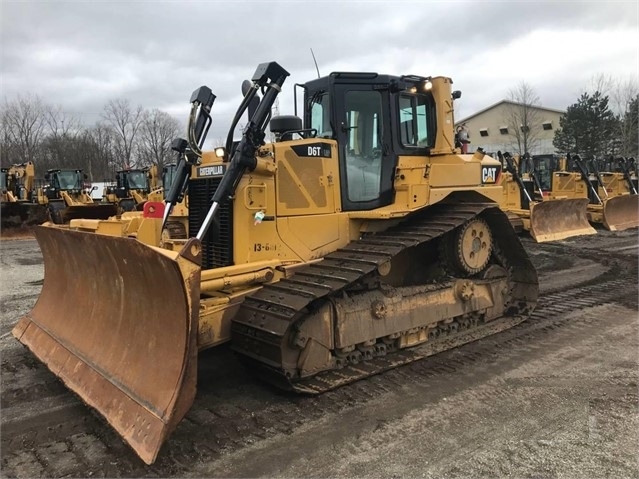 Tractores Sobre Orugas Caterpillar D6T